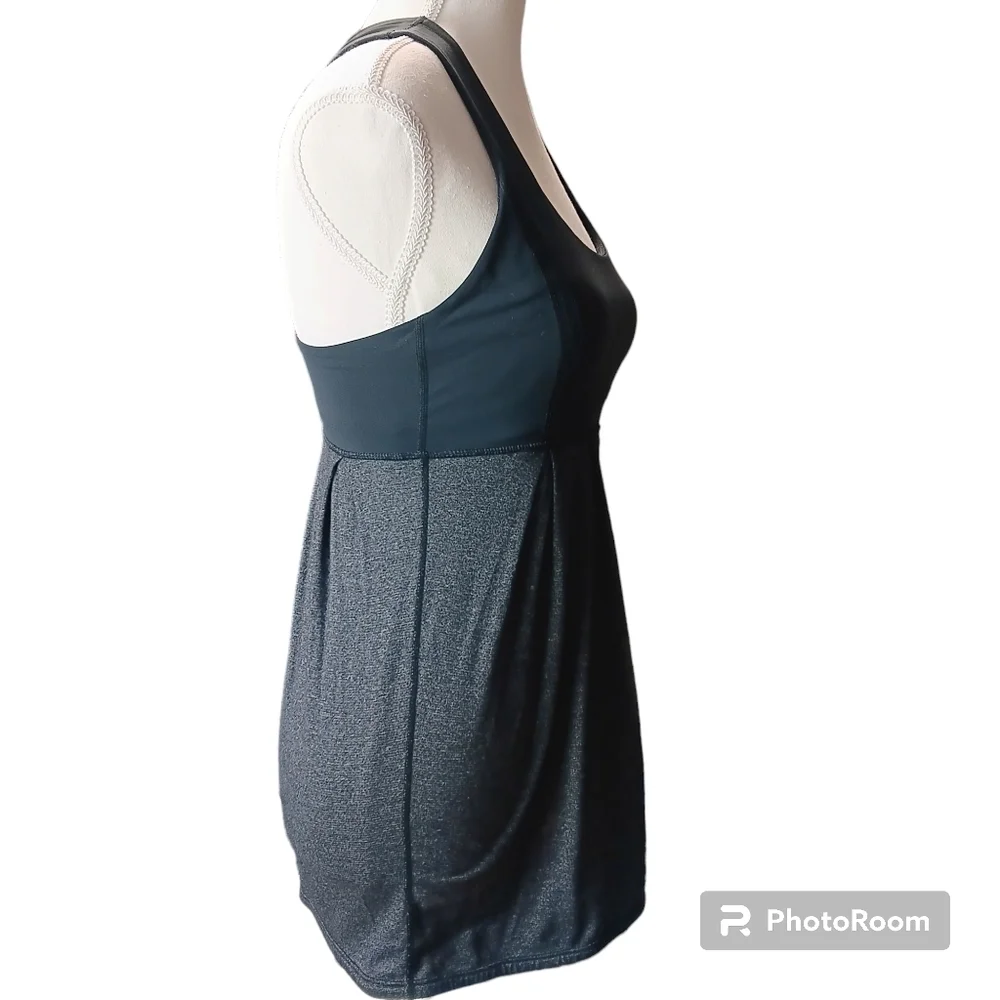 LULULEMON Power Dance tank top sz 4 Coal / Heathered Blurred gray